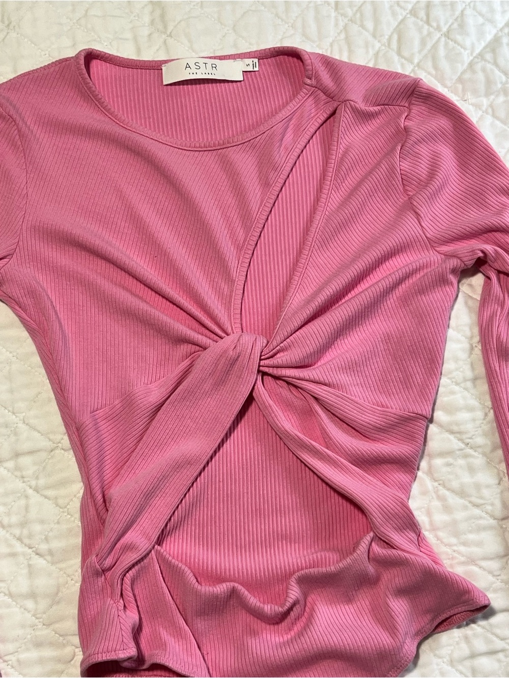 Astr Pink Ribbed Twist-Front Long Sleeve Bodysuit size small